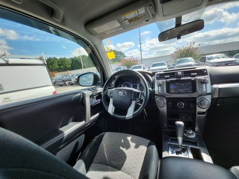 Used 2015 Toyota 4Runner SR5 image 13