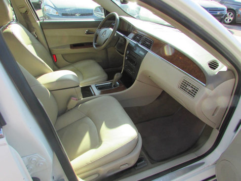 Used 2006 Buick LaCrosse CXL w/ Driver Confidence Package image 13