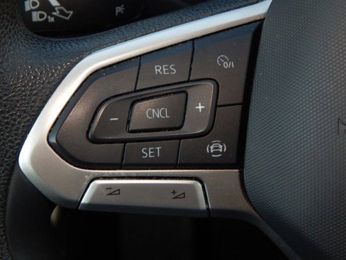 Used 2022 Volkswagen Tiguan S image 20