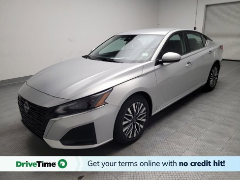 Used 2023 Nissan Altima 2.5 SV image 1
