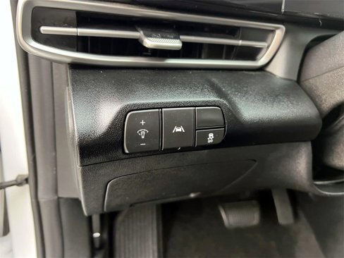 Certified 2023 Hyundai Elantra SEL w/ Convenience Package image 16