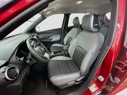 Used 2023 Nissan Kicks SR w/ SR Premium Package image 13