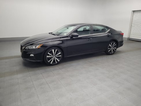 Used 2021 Nissan Altima 2.5 SR image 2
