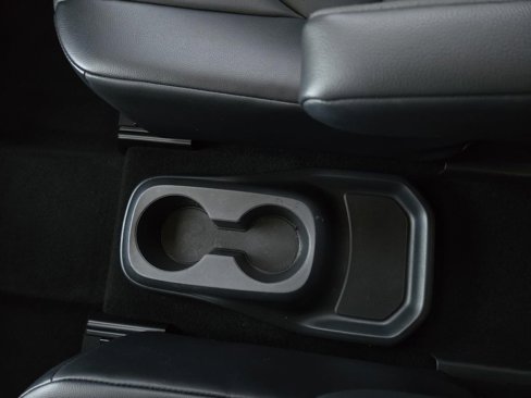 Used 2021 Toyota Highlander XLE image 17