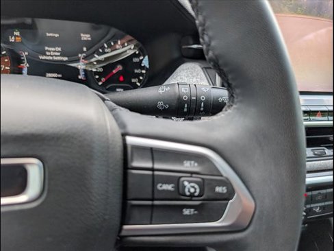 Used 2023 Jeep Compass Latitude w/ Sun and Sound Group image 14