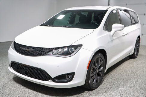 Used 2019 Chrysler Pacifica Touring Plus w/ Advanced Safetytec Group image 33