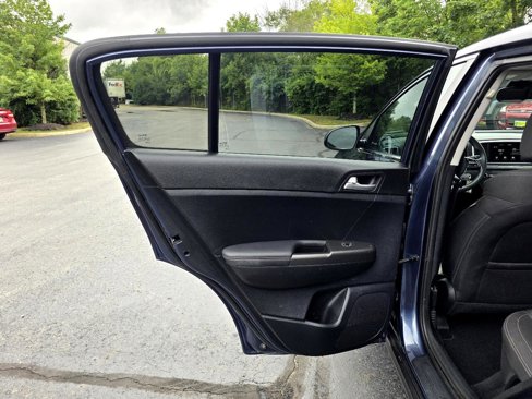 Used 2021 Kia Sportage LX image 30
