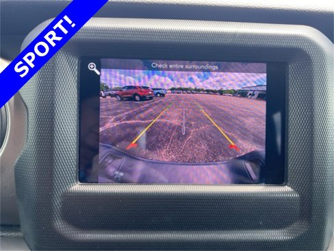 Used 2023 Jeep Gladiator Sport image 6