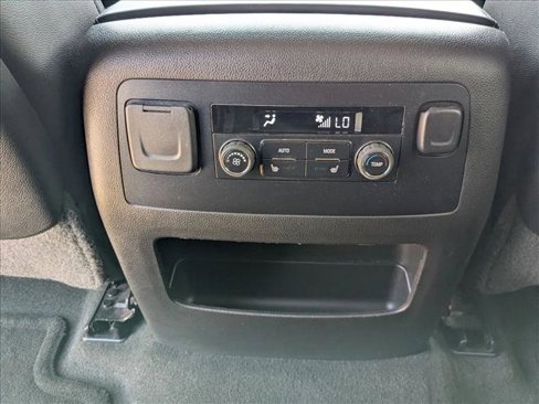 Used 2015 Chevrolet Tahoe LT w/ Luxury Package image 16