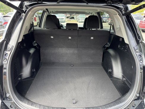Used 2016 Toyota RAV4 XLE image 12