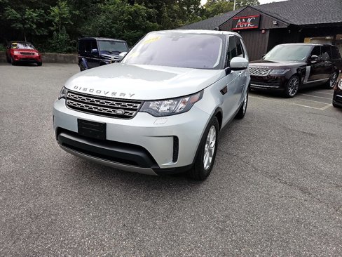 Used 2018 Land Rover Discovery SE image 13