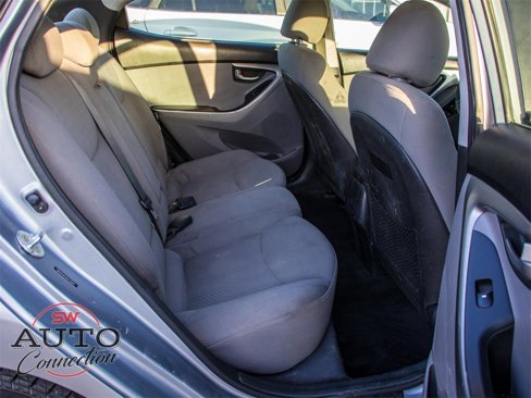 Used 2016 Hyundai Elantra SE image 13