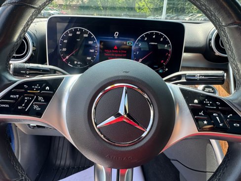 Used 2023 Mercedes-Benz C 300 4MATIC Sedan image 12