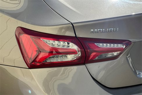 Used 2022 Chevrolet Malibu LT image 45