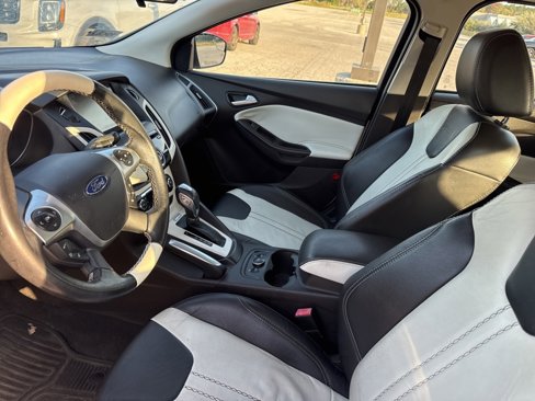 Used 2013 Ford Focus Titanium image 12