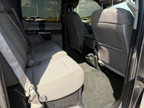 Used 2019 Ford F250 XLT w/ XLT Value Package image 27