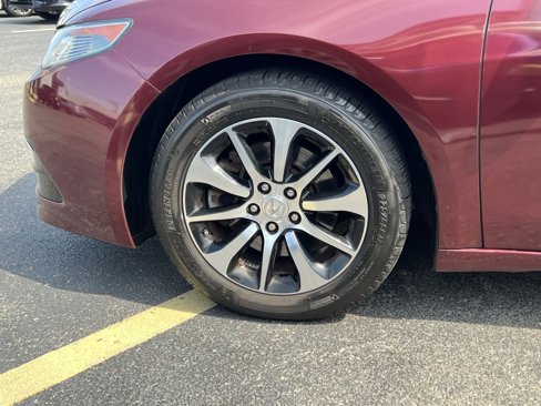 Used 2015 Acura TLX w/ Technology Package image 13