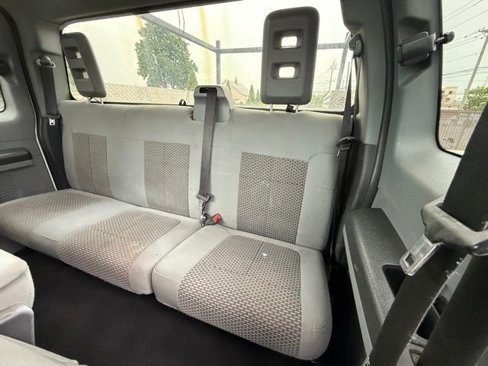Used 2011 Ford F250 XLT w/ Snow Plow Prep Pkg image 23