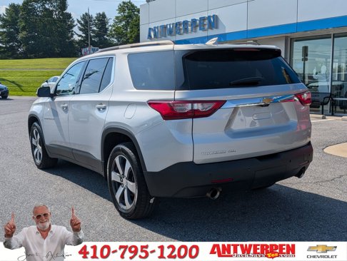 Used 2021 Chevrolet Traverse LT w/ LT Premium Package image 6