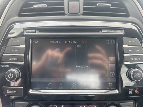 Used 2017 Nissan Maxima SR w/ Midnight Edition image 19