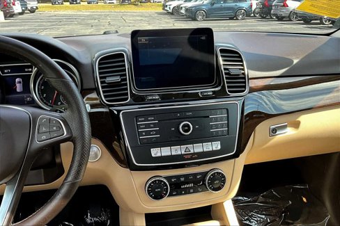 Used 2018 Mercedes-Benz GLE 350 4MATIC image 6