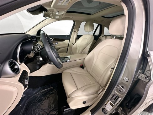 Certified 2022 Mercedes-Benz GLC 300 image 19