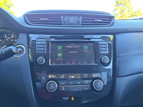Used 2019 Nissan Rogue SL image 20