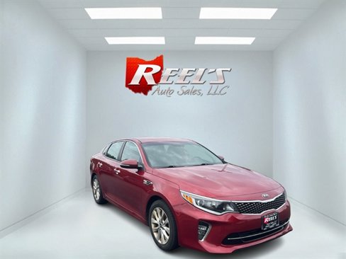 Used 2018 Kia Optima S image 3
