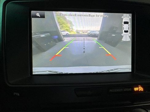 Used 2016 Ford Explorer XLT w/ Equipment Group 202A image 27