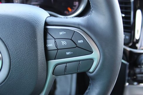 Used 2019 Jeep Grand Cherokee Limited w/ Luxury Group II image 15