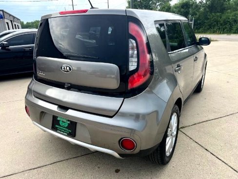 Used 2018 Kia Soul + image 27