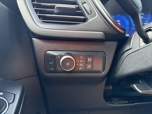 Certified 2020 Ford Escape Titanium image 16