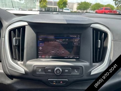 Used 2024 GMC Terrain SLE image 14