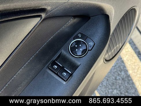 Used 2017 Ford Mustang Coupe image 13