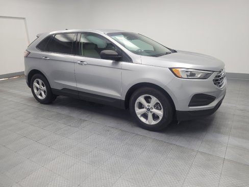 Used 2020 Ford Edge SE image 11
