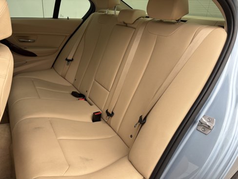 Used 2014 BMW 320i Sedan image 11