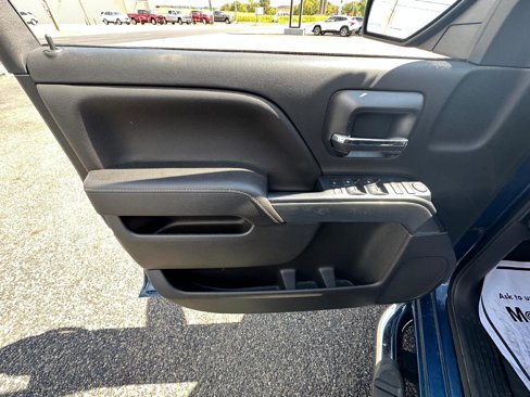 Used 2018 Chevrolet Silverado 1500 LT w/ All Star Edition image 16