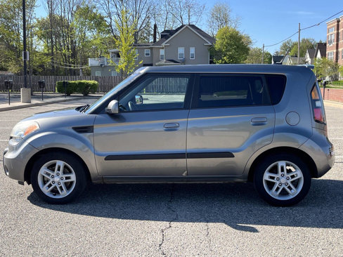 Used 2010 Kia Soul + image 7
