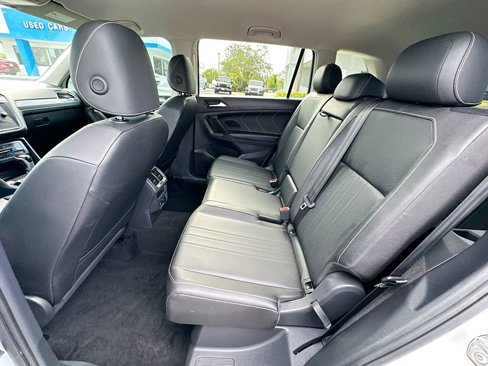 Used 2023 Volkswagen Tiguan SE image 23
