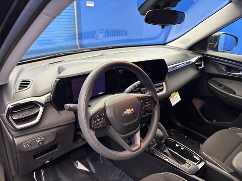 Used 2024 Chevrolet TrailBlazer LT image 12