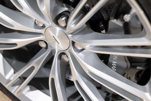 Used 2014 Aston Martin DB9 Volante image 14