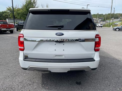 Used 2018 Ford Expedition Max XLT w/ Equipment Group 202A image 6
