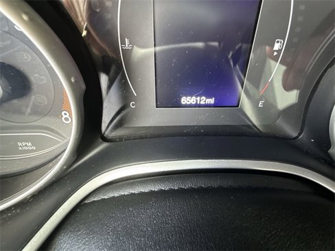Used 2019 Jeep Compass Latitude image 12