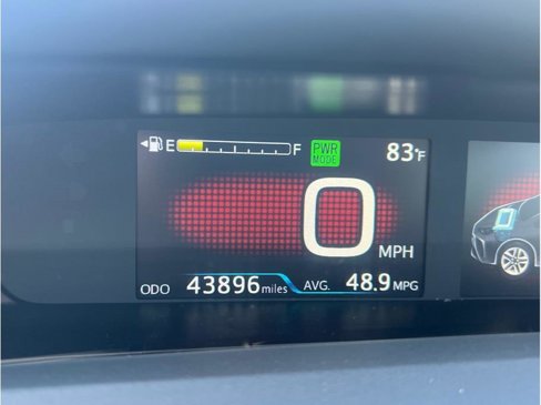 Used 2019 Toyota Prius Limited image 12