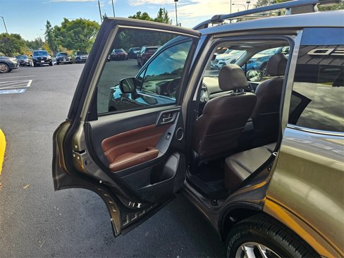 Used 2018 Subaru Forester 2.5i Touring w/ Popular Package #2 image 17