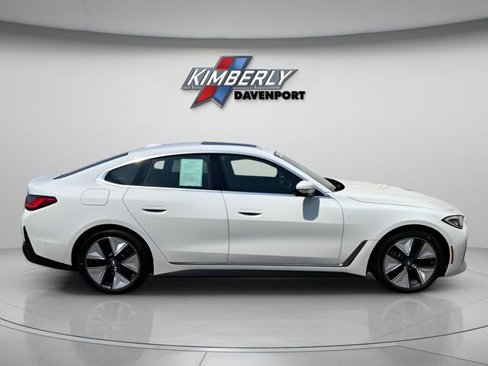 Used 2023 BMW i4 eDrive35 w/ Premium Package image 6