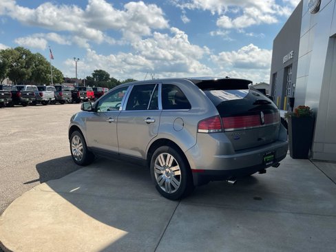 Used 2008 Lincoln MKX AWD image 3
