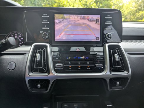 Used 2021 Kia Sorento S w/ Panoramic Sunroof Package image 16
