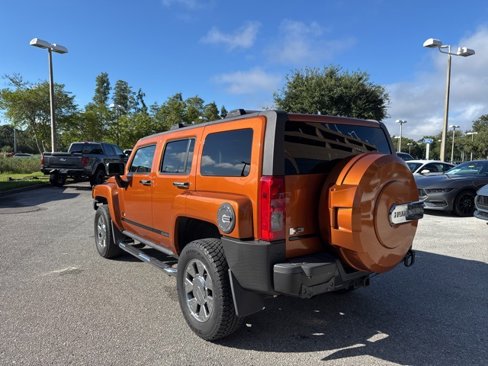 Used 2007 HUMMER H3 image 3