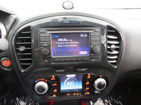 Used 2012 Nissan Juke SV image 19